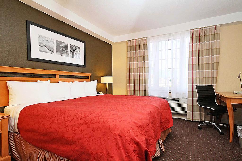 Fairfield Inn & Suites By Marriott Ottawa Kanata Værelse billede